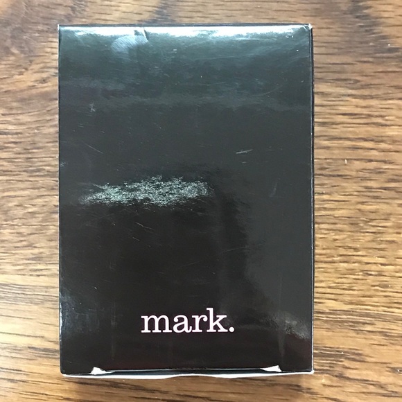 NWT Avon Black/Silvertone Longing For It Earrings - Picture 6 of 8